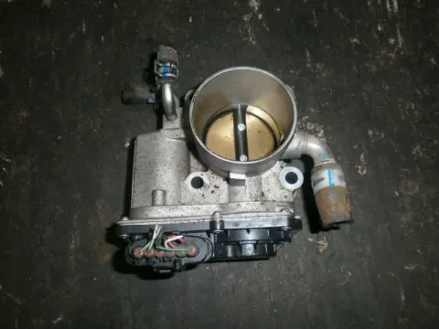 Σώμα Πεταλούδας (6J261070) για TOYOTA AVENSIS (2006 - 2008) 1600, petrol Σώμα Πεταλούδας (6J261070) για TOYOTA AVENSIS (2006 - 2008) 1600, petrol