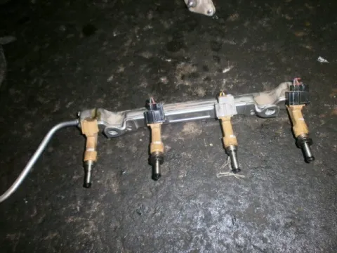 Μπεκιέρα για TOYOTA AVENSIS (2009 - 2012) (T270) 1600 1ZR-FAE petrol 132 Μπεκιέρα για TOYOTA AVENSIS (2009 - 2012) (T270) 1600 1ZR-FAE petrol 132
