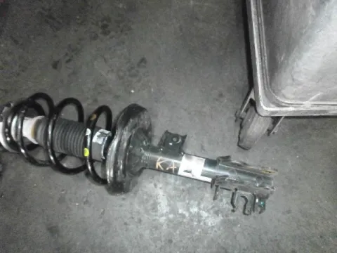 Αμορτισέρ Εμπρός Δεξί για FORD KA (2008 - ) (RU8) Αμορτισέρ Εμπρός Δεξί για FORD KA (2008 - ) (RU8)