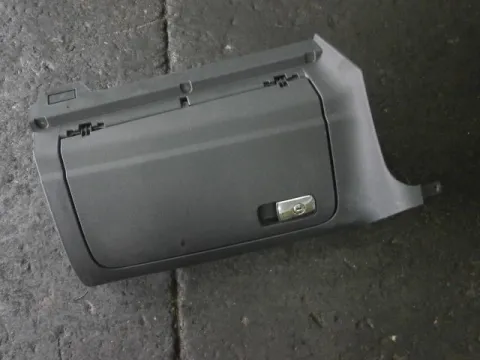 Ντουλαπάκι για VW GOLF (2004 - 2008) Mk5 (1K1) *Γ* Ντουλαπάκι για VW GOLF (2004 - 2008) Mk5 (1K1) *Γ*