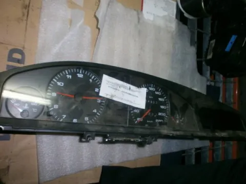Κοντέρ 88311141 / 443919033DA για VW PASSAT (1989 - 1993) (3A2 - 35I) Κοντέρ 88311141 / 443919033DA για VW PASSAT (1989 - 1993) (3A2 - 35I)