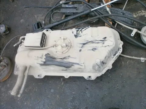Δεξαμενή Καυσίμου (Ρεζερβουάρ) για HYUNDAI GETZ (2002 - 2005) (TB) *Δ* *128111* Δεξαμενή Καυσίμου (Ρεζερβουάρ) για HYUNDAI GETZ (2002 - 2005) (TB) *Δ* *128111*