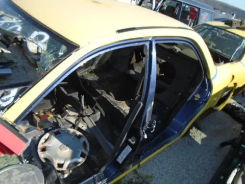 Τροπέτο Πίσω Με Άξονα για MITSUBISHI CARISMA (1999 - 2004) (DA) Sedan - 4dr *Δ* -  Τροπέτο Πίσω Με Άξονα για MITSUBISHI CARISMA (1999 - 2004) (DA) Sedan - 4dr *Δ* -