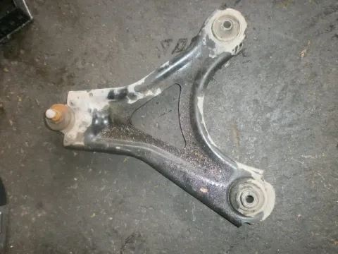 Ψαλίδι Εμπρός Αριστερό για FORD MONDEO (1996 - 2000) Mk2 1800 (RKB) Petrol 115 16V Ψαλίδι Εμπρός Αριστερό για FORD MONDEO (1996 - 2000) Mk2 1800 (RKB) Petrol 115 16V