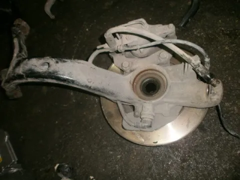 Ακραξόνιο Εμπρός Δεξί Με ABS για AUDI A4 (1995 - 1998) (8D) , (1999 - 2001) (8D) Ακραξόνιο Εμπρός Δεξί Με ABS για AUDI A4 (1995 - 1998) (8D) , (1999 - 2001) (8D)
