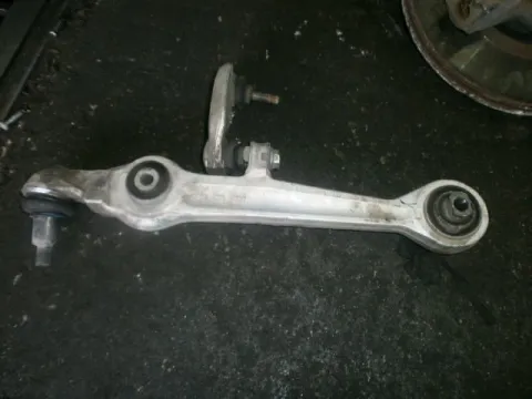 Ψαλίδι Εμπρός Δεξί Κάτω για AUDI A4 (2001 - 2005) (8H) (8E) ΠΑΛΕΤΑ *1* *223164* Ψαλίδι Εμπρός Δεξί Κάτω για AUDI A4 (2001 - 2005) (8H) (8E) ΠΑΛΕΤΑ *1* *223164*