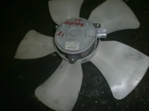 Βεντιλατέρ Ψυγείου Νερού για TOYOTA AVENSIS (2003 - 2006) (T250) Βεντιλατέρ Ψυγείου Νερού για TOYOTA AVENSIS (2003 - 2006) (T250)