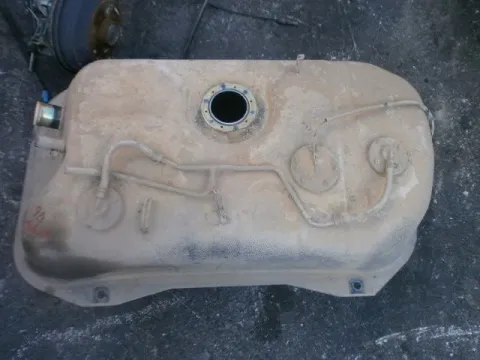 Δεξαμενή Καυσίμου (Ρεζερβουάρ) για SUZUKI VITARA (1995 - 2001) (SV) Japan 2000 (H20A) petrol 136 SV620 (TD11) V6-24V *Δ* 20674 Δεξαμενή Καυσίμου (Ρεζερβουάρ) για SUZUKI VITARA (1995 - 2001) (SV) Japan 2000 (H20A) petrol 136 SV620 (TD11) V6-24V *Δ* 20674