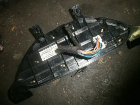 Χειριστήρια Καλοριφέρ για NISSAN PRIMERA (2002 - 2007) (P12) -  Χειριστήρια Καλοριφέρ για NISSAN PRIMERA (2002 - 2007) (P12) -