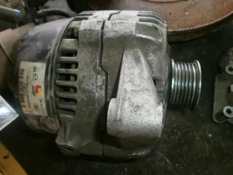 Δυναμό - Εναλλάκτης 0986039240 14v 120A για OPEL VECTRA (1996 - 1998) B , (1999 - 2002) B 1600 i, 1800 i, 2000 i petrol Δυναμό - Εναλλάκτης 0986039240 14v 120A για OPEL VECTRA (1996 - 1998) B , (1999 - 2002) B 1600 i, 1800 i, 2000 i petrol