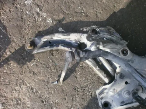 Ψαλίδι Εμπρός Αριστερό για FORD FIESTA (2008 - 2012) Mk6 (JA8) Ψαλίδι Εμπρός Αριστερό για FORD FIESTA (2008 - 2012) Mk6 (JA8)