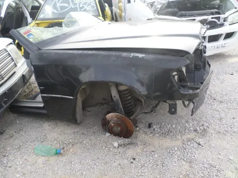 Τροπέτο Εμπρός (Χωρίs Χωάνη Ψυγείων) Δεν Έχει Προφυλακτήρα Μπροστίνο για MERCEDES E - CLASS (1985 - 1993) (W124) *Δ* -  Τροπέτο Εμπρός (Χωρίs Χωάνη Ψυγείων) Δεν Έχει Προφυλακτήρα Μπροστίνο για MERCEDES E - CLASS (1985 - 1993) (W124) *Δ* -