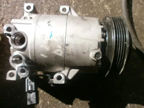 Συμπιεστής A-C (Κομπρέσορας) για HYUNDAI i20 (2009 - 2011) Συμπιεστής A-C (Κομπρέσορας) για HYUNDAI i20 (2009 - 2011)
