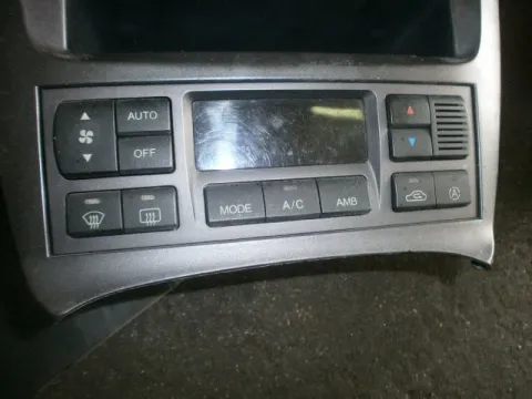 Χειριστήρια Καλοριφέρ Κλίμα για HYUNDAI SONATA (2001 - 2004) (EU4) Χειριστήρια Καλοριφέρ Κλίμα για HYUNDAI SONATA (2001 - 2004) (EU4)