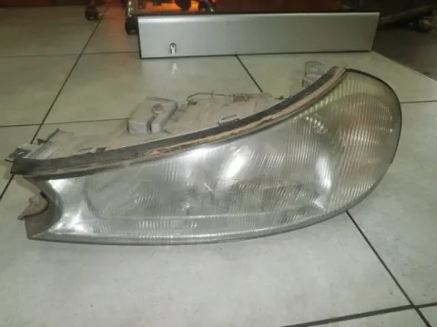 Φανάρι Εμπρός Αριστερό για FORD MONDEO (1996 - 2000) Mk2 Φανάρι Εμπρός Αριστερό για FORD MONDEO (1996 - 2000) Mk2