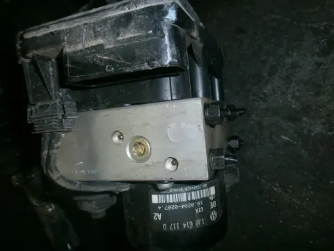 Μονάδα ABS 10020402074 / 1J0614117D για SEAT LEON (1999 - 2005) (1MZ) 1400 (AHW)(APE)(AXP)(BCA) Petrol 75 16valve Μονάδα ABS 10020402074 / 1J0614117D για SEAT LEON (1999 - 2005) (1MZ) 1400 (AHW)(APE)(AXP)(BCA) Petrol 75 16valve