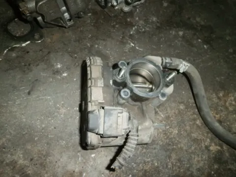 Σώμα Πεταλούδας για OPEL CORSA (2000 - 2004) C 1200 (Z12XE) Petrol 75 , (2004 - 2006) C 1200 (Z12XEP) Petrol 80 Σώμα Πεταλούδας για OPEL CORSA (2000 - 2004) C 1200 (Z12XE) Petrol 75 , (2004 - 2006) C 1200 (Z12XEP) Petrol 80