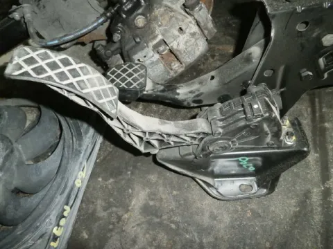 Πετάλ Γκαζιού (6Q1721503C) για VW POLO (2002 - 2005) (9N) , JETTA (2005 - 2011) (1K2) , GOLF (1998 - 2004) Mk4 (1J1) , (2004 - 2008) Mk5 (1K1) , NEW BETTLE (1998 - 2005) (9C1) , (2005 - 2013) (9C1) Πετάλ Γκαζιού (6Q1721503C) για VW POLO (2002 - 2005) (9N) , JETTA (2005 - 2011) (1K2) , GOLF (1998 - 2004) Mk4 (1J1) , (2004 - 2008) Mk5 (1K1) , NEW BETTLE (1998 - 2005) (9C1) , (2005 - 2013) (9C1)