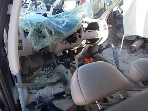 Τροπέτο Πίσω Με Άξονα Με Θόλους Σασί για FORD MAVERICK (2001 - 2005) , (2005 - ) *Δ* -  Τροπέτο Πίσω Με Άξονα Με Θόλους Σασί για FORD MAVERICK (2001 - 2005) , (2005 - ) *Δ* -