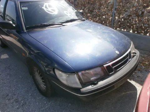 Μούρη (με καπό και φτερά) για SAAB 900 (1993 - 1998) *Δ* Μούρη (με καπό και φτερά) για SAAB 900 (1993 - 1998) *Δ*