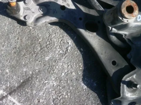 Ψαλίδι Εμπρός Αριστερό για TOYOTA AVENSIS (2009 - 2012) (T270) Ψαλίδι Εμπρός Αριστερό για TOYOTA AVENSIS (2009 - 2012) (T270)