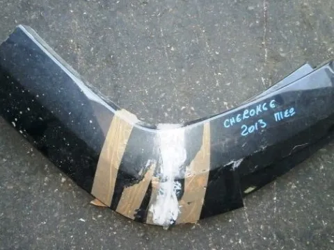 Σετ Φρύδια Πίσω για JEEP GRAND CHEROKEE (2011 - ) ( ) Σετ Φρύδια Πίσω για JEEP GRAND CHEROKEE (2011 - ) ( )