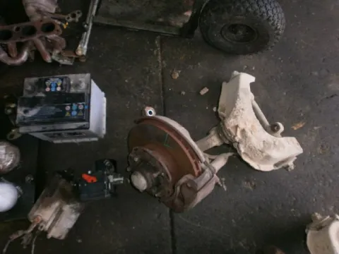 Άκρο Πλήρες Εμπρός Αριστερό για TOYOTA HI-ACE (1983 - 1989) (H50-60) Άκρο Πλήρες Εμπρός Αριστερό για TOYOTA HI-ACE (1983 - 1989) (H50-60)