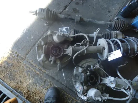 Άκρο Πλήρες Εμπρός Αριστερό Με ABS για TOYOTA CARINA (1996 - 1997) E (T190) Άκρο Πλήρες Εμπρός Αριστερό Με ABS για TOYOTA CARINA (1996 - 1997) E (T190)