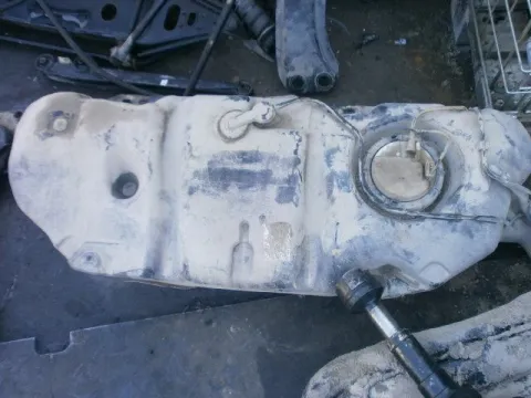 Δεξαμενή Καυσίμου (Ρεζερβουάρ) για PEUGEOT 206 (2002 - 2009) Δεξαμενή Καυσίμου (Ρεζερβουάρ) για PEUGEOT 206 (2002 - 2009)