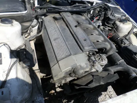 Τροπέτο Εμπρόs Μούρη (με καπό και φτερά) για BMW 5 Series (1988 - 1995) (E34) *Δ* -  Τροπέτο Εμπρόs Μούρη (με καπό και φτερά) για BMW 5 Series (1988 - 1995) (E34) *Δ* -