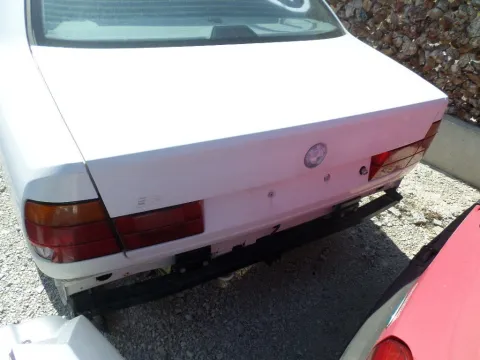 Τροπέτο Εμπρόs Μούρη (με καπό και φτερά) για BMW 5 Series (1988 - 1995) (E34) *Δ* -  Τροπέτο Εμπρόs Μούρη (με καπό και φτερά) για BMW 5 Series (1988 - 1995) (E34) *Δ* -