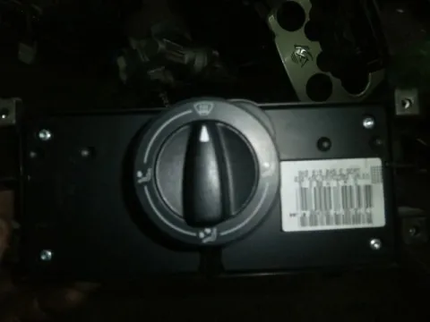 Χειριστήρια Καλοριφέρ (6K0819045E) για SEAT IBIZA (1999 - 2002) (6K) Χειριστήρια Καλοριφέρ (6K0819045E) για SEAT IBIZA (1999 - 2002) (6K)