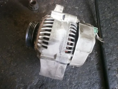 Δυναμό - Εναλλάκτης για HONDA CIVIC (1992 - 1995) (EG - H - J) Δυναμό - Εναλλάκτης για HONDA CIVIC (1992 - 1995) (EG - H - J)