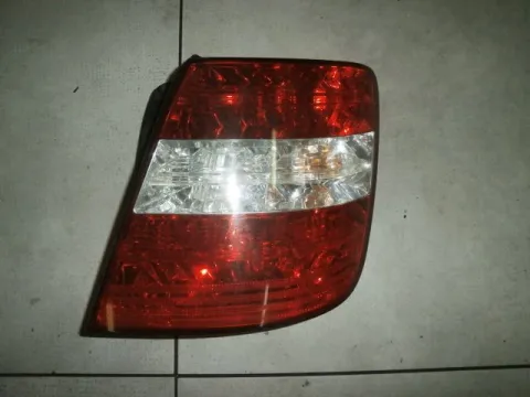 Φανάρι Πίσω Δεξί -04 για FIAT STILO (2001 - 2006) (192) Hatchback - 5dr Φανάρι Πίσω Δεξί -04 για FIAT STILO (2001 - 2006) (192) Hatchback - 5dr
