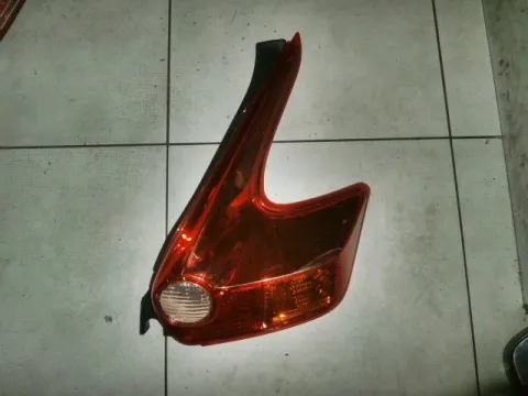 Φανάρι Πίσω Δεξί για NISSAN JUKE (2010 - 2014) Φανάρι Πίσω Δεξί για NISSAN JUKE (2010 - 2014)