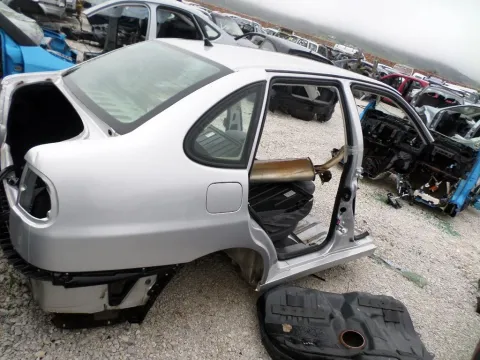 Τροπέτο Πίσω Με Άξονα για SEAT CORDOBA (1999 - 2002) (6K) Sedan - 4dr *Δ* Τροπέτο Πίσω Με Άξονα για SEAT CORDOBA (1999 - 2002) (6K) Sedan - 4dr *Δ*