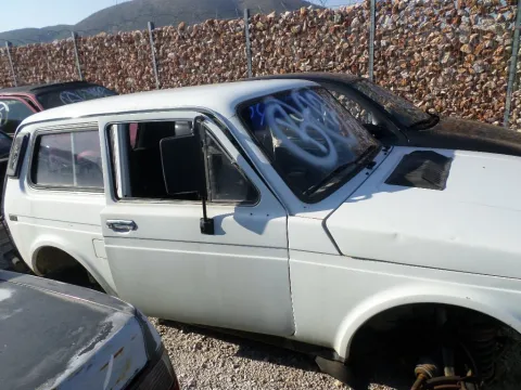 Τροπέτο Αμάξι κομπλέ Με Άκρο Αριστερό για LADA NIVA (1995 - ) (2121) *Δ* -  Τροπέτο Αμάξι κομπλέ Με Άκρο Αριστερό για LADA NIVA (1995 - ) (2121) *Δ* -