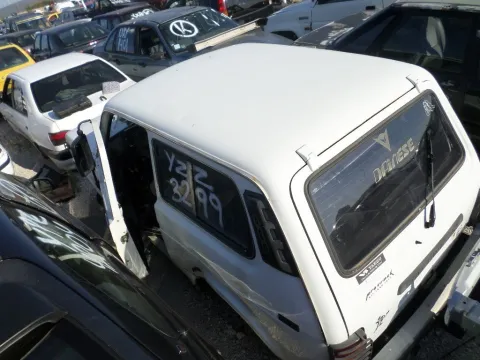 Τροπέτο Αμάξι κομπλέ Με Άκρο Αριστερό για LADA NIVA (1995 - ) (2121) *Δ* -  Τροπέτο Αμάξι κομπλέ Με Άκρο Αριστερό για LADA NIVA (1995 - ) (2121) *Δ* -