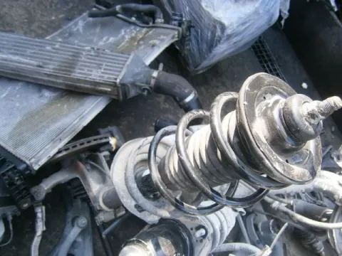 Άκρο Πλήρες Εμπρός Αριστερό Με ABS για TOYOTA AYGO (2005 - 2009) (B10) Άκρο Πλήρες Εμπρός Αριστερό Με ABS για TOYOTA AYGO (2005 - 2009) (B10)