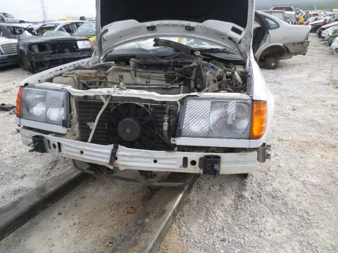 Τροπέτο Εμπρός Δεν Έχει Μηχανή Και Σσμάν για MERCEDES E - CLASS (1985 - 1993) (W124) *Δ* - 
