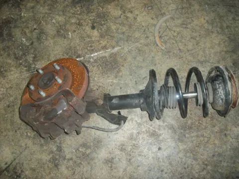 Άκρο Πλήρες Εμπρός Αριστερό για NISSAN SERENA (1997 - 2001) (C23) Άκρο Πλήρες Εμπρός Αριστερό για NISSAN SERENA (1997 - 2001) (C23)