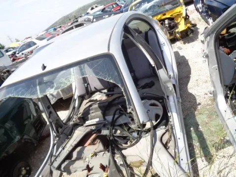 Τροπέτο Πίσω Με Άξονα για TOYOTA AVENSIS (1997 - 2000) (T220) Sedan - 4dr , (2000 - 2003) (T220) *Δ* -  Τροπέτο Πίσω Με Άξονα για TOYOTA AVENSIS (1997 - 2000) (T220) Sedan - 4dr , (2000 - 2003) (T220) *Δ* -