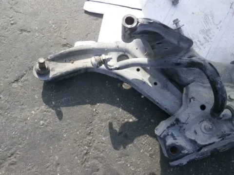 Ψαλίδι Εμπρός Αριστερό για FORD FIESTA (2008 - 2012) Mk6 (JA8) Ψαλίδι Εμπρός Αριστερό για FORD FIESTA (2008 - 2012) Mk6 (JA8)