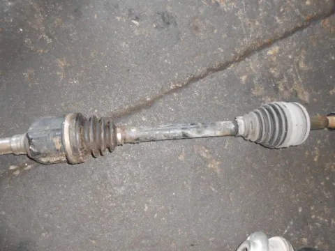 Ημιαξόνιο Εμπρός Αριστερό για TOYOTA AURIS (2009 - 2013) 1300 1NR-FE petrol 101 Ημιαξόνιο Εμπρός Αριστερό για TOYOTA AURIS (2009 - 2013) 1300 1NR-FE petrol 101