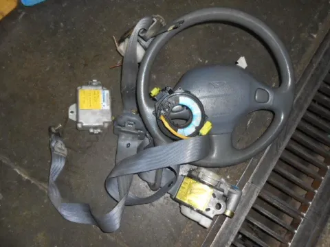 Σετ Αερόσακων Εμπρός για DAIHATSU TERIOS (2000 - 2005) (J102) *Γ* Σετ Αερόσακων Εμπρός για DAIHATSU TERIOS (2000 - 2005) (J102) *Γ*