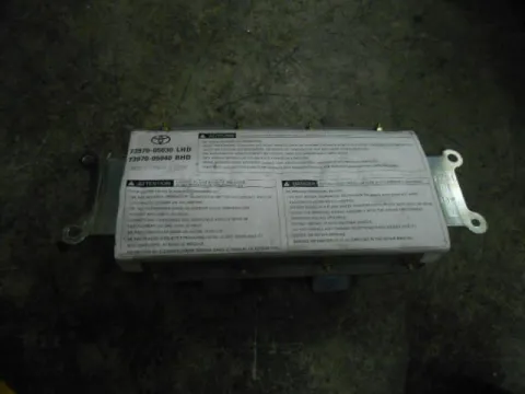 Αερόσακοι Εμπρός Συνοδηγού για TOYOTA AVENSIS (1997 - 2000) (T220) Αερόσακοι Εμπρός Συνοδηγού για TOYOTA AVENSIS (1997 - 2000) (T220)