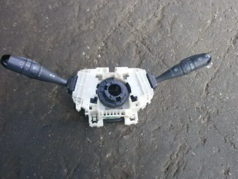 Διακόπτης Φώτων-Φλάς για SMART FORFOUR (2004 - 2006) (454) 1300 Petrol 95 Διακόπτης Φώτων-Φλάς για SMART FORFOUR (2004 - 2006) (454) 1300 Petrol 95