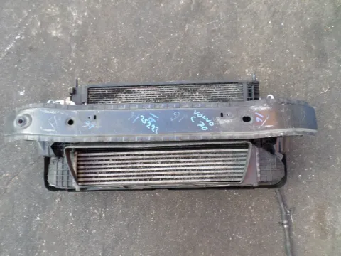 Μετώπη Με Ψυγεια για VOLVO C70 (2002 - 2006) Μετώπη Με Ψυγεια για VOLVO C70 (2002 - 2006)