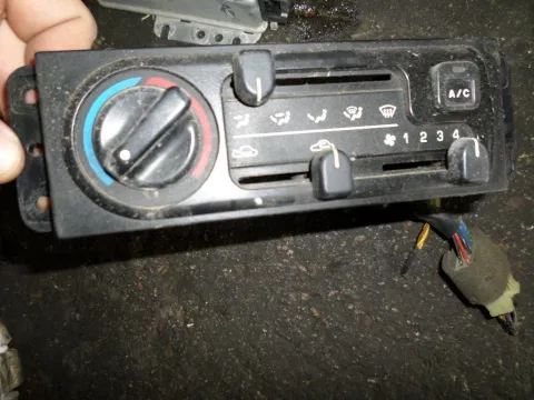 Χειριστήρια Καλοριφέρ για KIA SPORTAGE (1999 - 2003) (JA) 2000 (FE) petrol 128 4WD 16V , 2000 (FE) Petrol 128 4WD 16V Χειριστήρια Καλοριφέρ για KIA SPORTAGE (1999 - 2003) (JA) 2000 (FE) petrol 128 4WD 16V , 2000 (FE) Petrol 128 4WD 16V