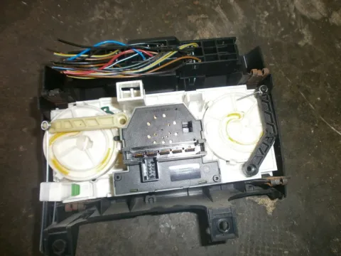 Χειριστήρια Καλοριφέρ για OPEL ZAFIRA (1999 - 2005) A 2000 (Z20LER) Petrol 200 OPC -  Χειριστήρια Καλοριφέρ για OPEL ZAFIRA (1999 - 2005) A 2000 (Z20LER) Petrol 200 OPC -